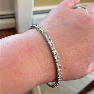 Vintage Graziano CN Silver-Tone Rhinestone Bangle- Women's Jewelry
(7)